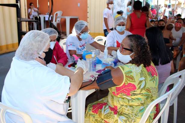 TerSaúde leva consultas, exames e vacinas a moradores dos ‘Territórios pela Paz’ TerSaúde leva consultas, exames e vacinas a moradores dos ‘Territórios pela Paz’