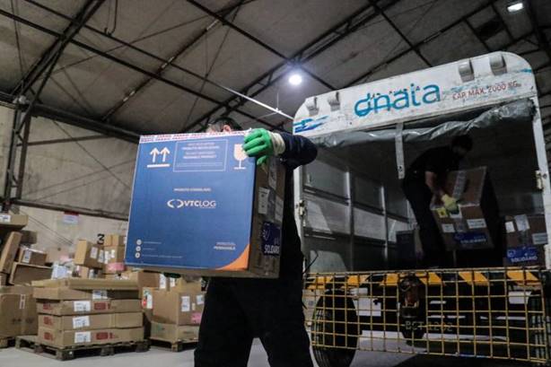Pará recebe 98 mil doses da Oxford/AstraZeneca, a 40ª remessa de vacinas Pará recebe 98 mil doses da Oxford/AstraZeneca, a 40ª remessa de vacinas