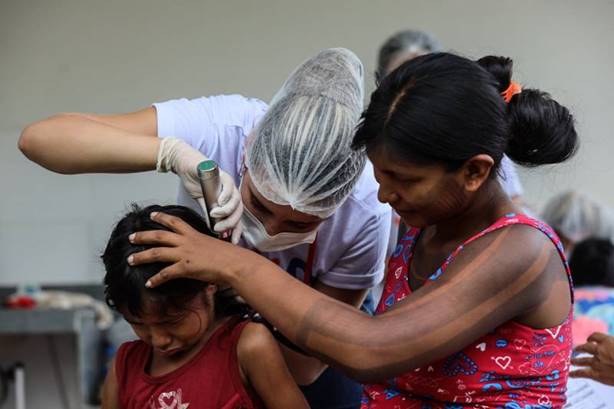 Atendimento médico humanizado faz toda a diferença para as aldeias indígenas do Estado Atendimento médico humanizado faz toda a diferença para as aldeias indígenas do Estado