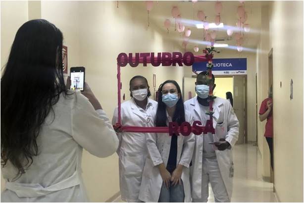 ‘Abelardo Santos’ promove evento sobre câncer de mama para futuros profissionais de saúde ‘Abelardo Santos’ promove evento sobre câncer de mama para futuros profissionais de saúde