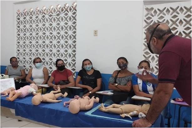 Profissionais de saúde de Soure recebem capacitação em reanimação e transporte neonatal Profissionais de saúde de Soure recebem capacitação em reanimação e transporte neonatal