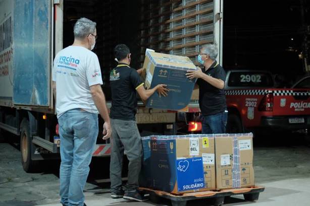 Pará recebe mais 139 mil doses de vacinas contra a Covid-19 na madrugada desta terça (31) Pará recebe mais 139 mil doses de vacinas contra a Covid-19 na madrugada desta terça (31)