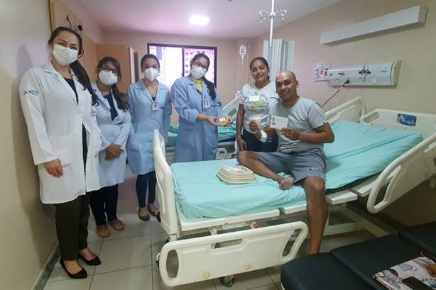 No ‘Aniversário do Usuário’, morador de Aurora do Pará recebe felicitações no Hospital Jean Bitar No ‘Aniversário do Usuário’, morador de Aurora do Pará recebe felicitações no Hospital Jean Bitar