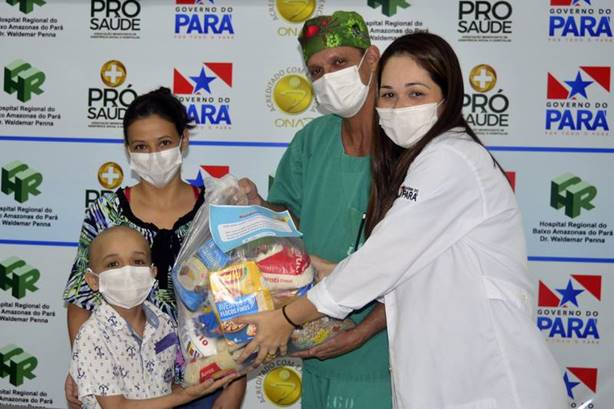 ‘Natal Solidário’ do Hospital Regional do Baixo Amazonas arrecada alimentos para pacientes ‘Natal Solidário’ do Hospital Regional do Baixo Amazonas arrecada alimentos para pacientes