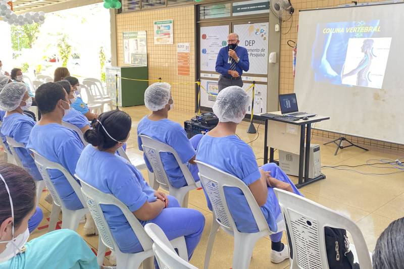 Hospital Metropolitano alerta colaboradores sobre os cuidados com a coluna Hospital Metropolitano alerta colaboradores sobre os cuidados com a coluna