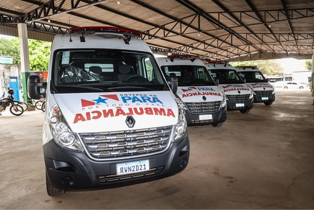 Transporte de pacientes tem o reforço com dezenas de ambulâncias entregues pelo Estado Transporte de pacientes tem o reforço com dezenas de ambulâncias entregues pelo Estado