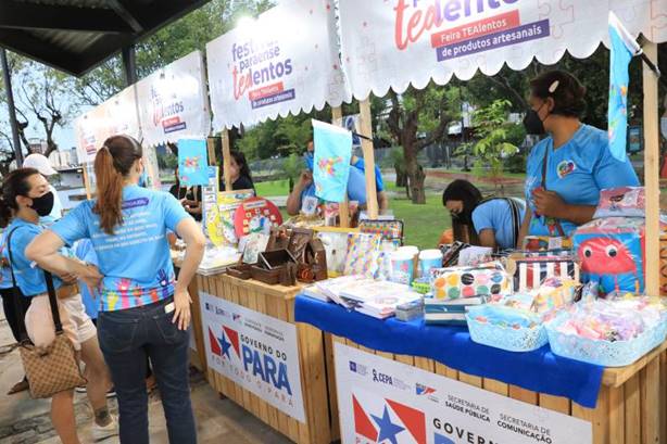 Feira TEAlentos de Produtos Artesanais leva arte, culinária e conscientização da causa autista na Praça Porto Futuro Feira TEAlentos de Produtos Artesanais leva arte, culinária e conscientização da causa autista na Praça Porto Futuro