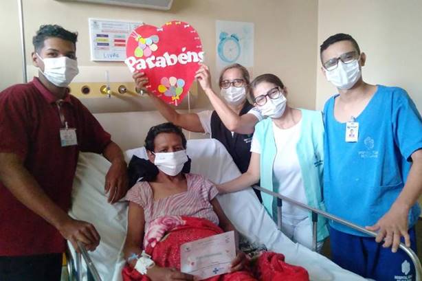 Projeto de humanização do HGT eleva a autoestima do usuário no leito hospitalar Projeto de humanização do HGT eleva a autoestima do usuário no leito hospitalar