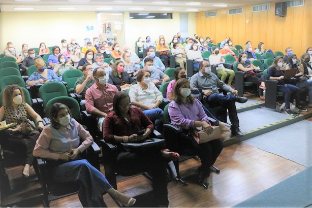 Sespa promove oficina de educação em HIV para profissionais de saúde Sespa promove oficina de educação em HIV para profissionais de saúde