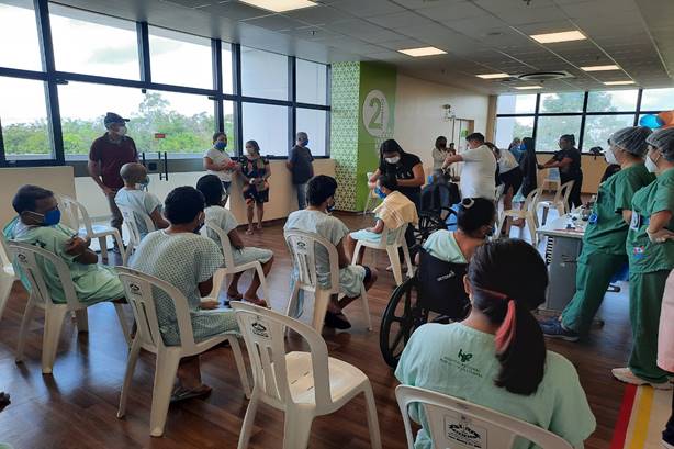 Hospital Regional Público de Castanhal realiza ação de beleza e valorização para os pacientes Hospital Regional Público de Castanhal realiza ação de beleza e valorização para os pacientes