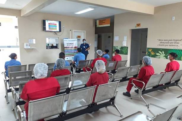 Hospital Geral de Ipixuna promove evento científico com a Enfermagem Hospital Geral de Ipixuna promove evento científico com a Enfermagem