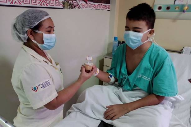 Hospital Regional do Marajó comemora a Páscoa junto aos usuários Hospital Regional do Marajó comemora a Páscoa junto aos usuários