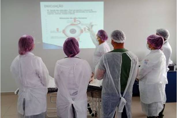 Hospital Regional de Marabá amplia o número de profissionais treinados para captação de córneas Hospital Regional de Marabá amplia o número de profissionais treinados para captação de córneas
