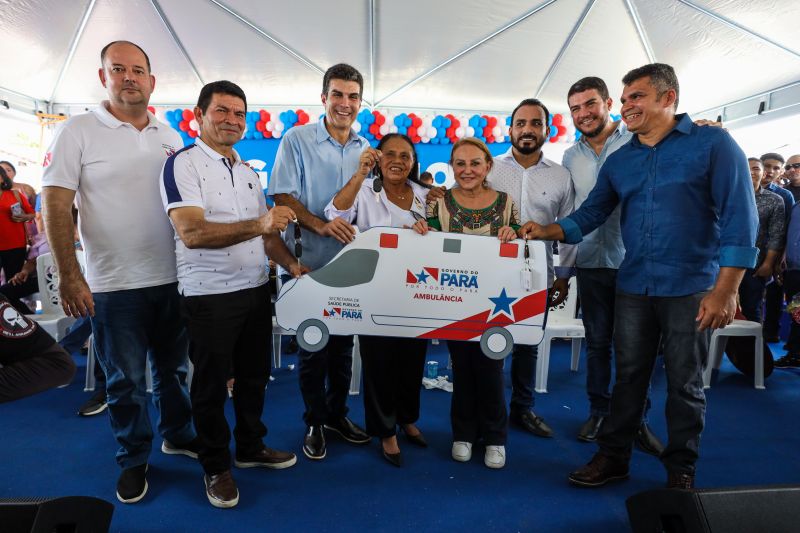 Governo entrega novas ambulâncias para a cidade de São João da Ponta e demais municípios da região Governo entrega novas ambulâncias para a cidade de São João da Ponta e demais municípios da região