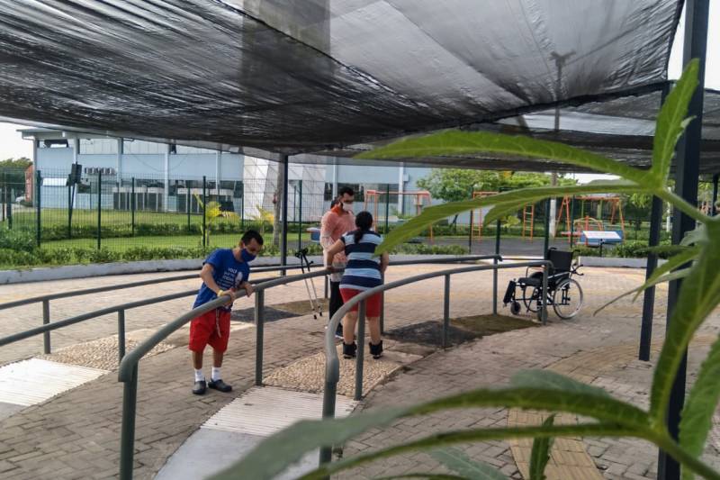 Com a natureza, CIIR promove terapias para potencializar a recuperação de usuários com deficiências Com a natureza, CIIR promove terapias para potencializar a recuperação de usuários com deficiências