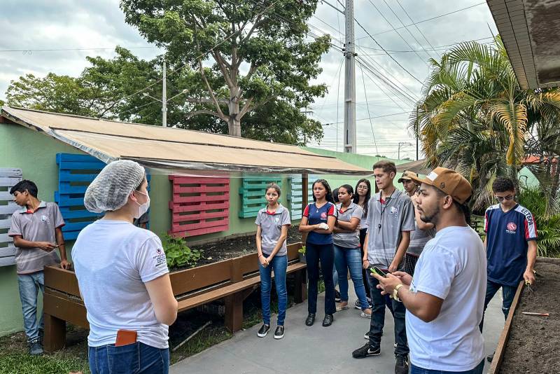 Projeto de Hortoterapia do HGT recebe visita de alunos de curso em Agronegócio Projeto de Hortoterapia do HGT recebe visita de alunos de curso em Agronegócio