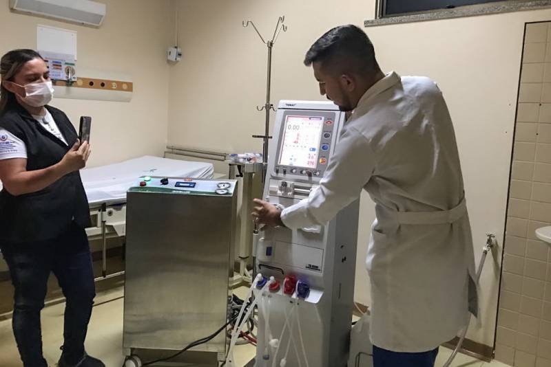 HGT capacita equipe de enfermagem para aperfeiçoar serviço de hemodiálise HGT capacita equipe de enfermagem para aperfeiçoar serviço de hemodiálise