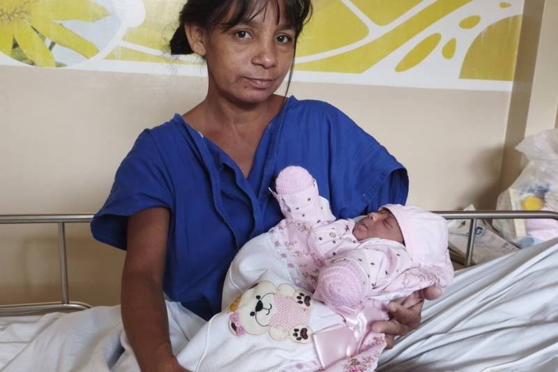 Débora é o primeiro bebê nascido no Hospital de Tailândia em 2023 Débora é o primeiro bebê nascido no Hospital de Tailândia em 2023