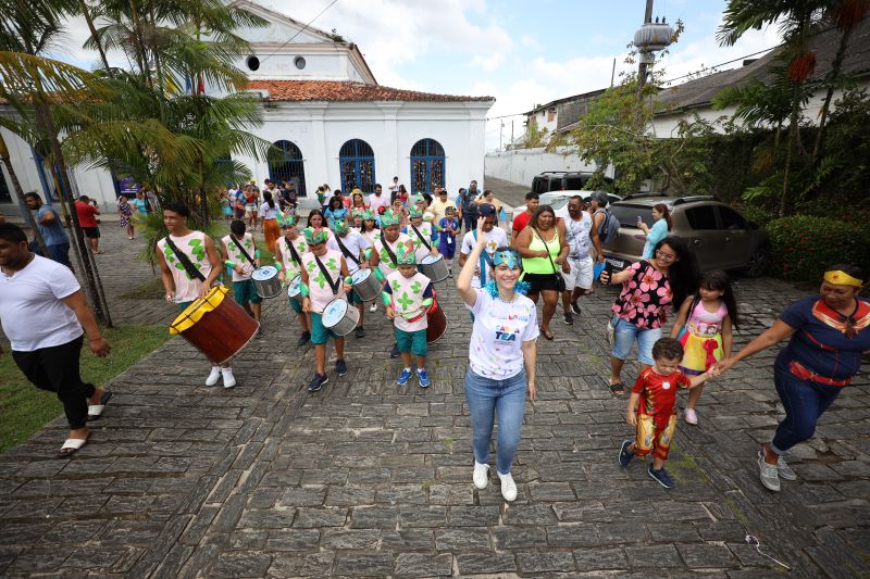 Em iniciativa inédita, Governo proporciona carnaval inclusivo a pessoas com TEA Em iniciativa inédita, Governo proporciona carnaval inclusivo a pessoas com TEA