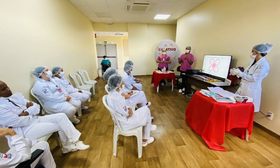 Regional do Tapajós capacita profissionais para tratamento de lesões de pele Regional do Tapajós capacita profissionais para tratamento de lesões de pele