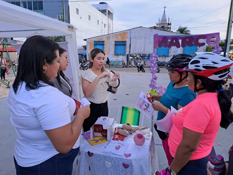 Hospital do Marajó encerra homenagens do Dia Internacional da Mulher com passeio ciclístico Hospital do Marajó encerra homenagens do Dia Internacional da Mulher com passeio ciclístico