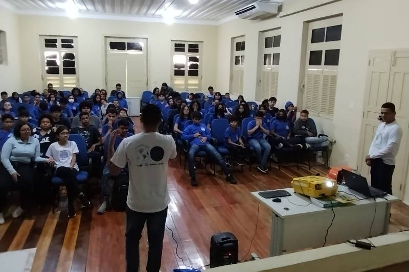 Hospital Jean Bitar promove palestra em escola de Belém sobre importância da água Hospital Jean Bitar promove palestra em escola de Belém sobre importância da água