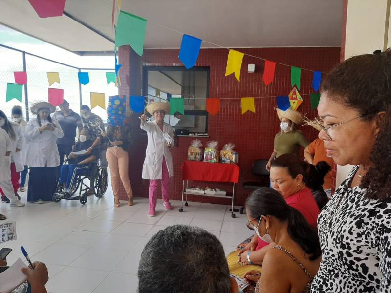 “Arraiá na Varanda” alegra pacientes internados no Hospital Abelardo Santos “Arraiá na Varanda” alegra pacientes internados no Hospital Abelardo Santos