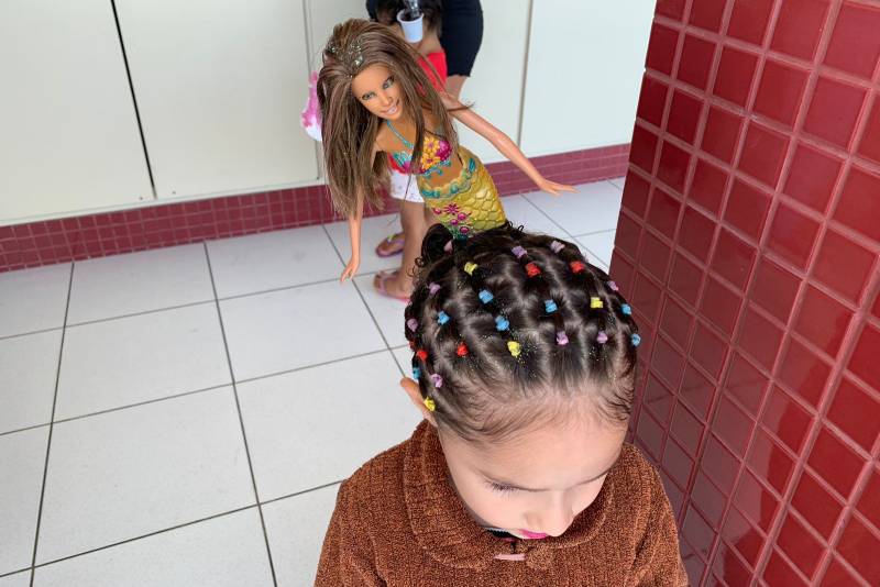 Ação do ‘Cabelo Maluco’ leva alegria aos pacientes do Hospital Abelardo Santos Ação do ‘Cabelo Maluco’ leva alegria aos pacientes do Hospital Abelardo Santos