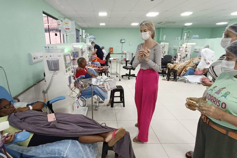 Policlínica de Tucuruí celebra Dia do Sorriso com ação de cuidado bucal para pacientes de hemodiálise Policlínica de Tucuruí celebra Dia do Sorriso com ação de cuidado bucal para pacientes de hemodiálise