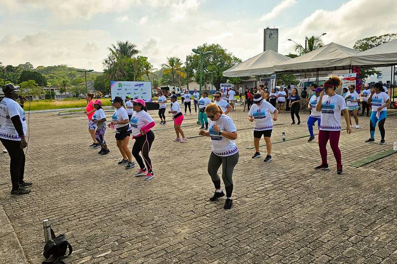 Ostomizados fazem 2ª caminhada no Parque do Utinga contra tabus e preconceitos Ostomizados fazem 2ª caminhada no Parque do Utinga contra tabus e preconceitos