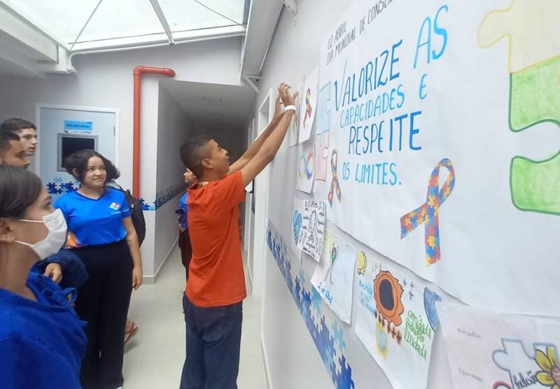 CIIR inicia programação ‘Abril Azul’ com Show de Talentos e atividades expressivas CIIR inicia programação ‘Abril Azul’ com Show de Talentos e atividades expressivas
