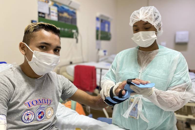 Terapia Ocupacional garante autonomia para pacientes internados no Hospital Metropolitano Terapia Ocupacional garante autonomia para pacientes internados no Hospital Metropolitano