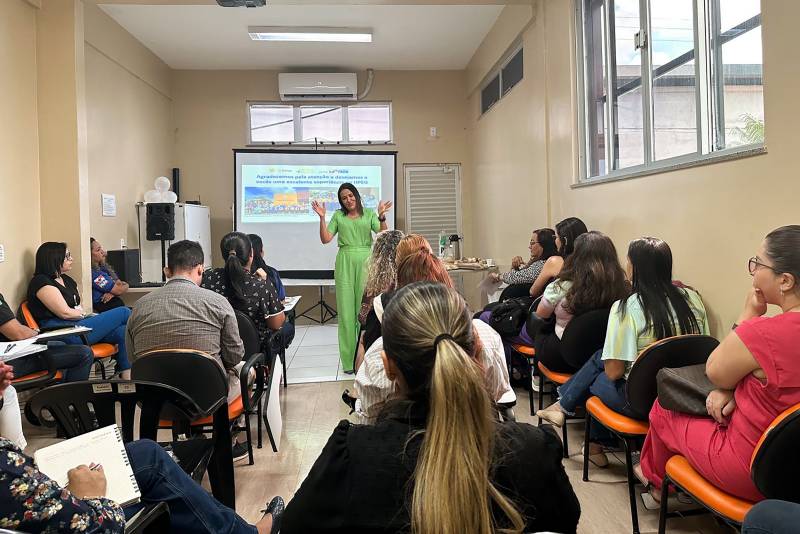 Gestores debatem aperfeiçoamento dos serviços oferecidos aos usuários Gestores debatem aperfeiçoamento dos serviços oferecidos aos usuários