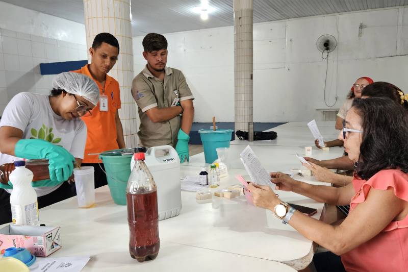 CIRR realiza oficina de sabão ecológico para moradores de Belém CIRR realiza oficina de sabão ecológico para moradores de Belém