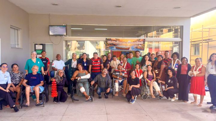 ‘Dia Nacional do Livro Infantil’ é celebrado no Hospital Regional Santa Rosa com contos e fábulas