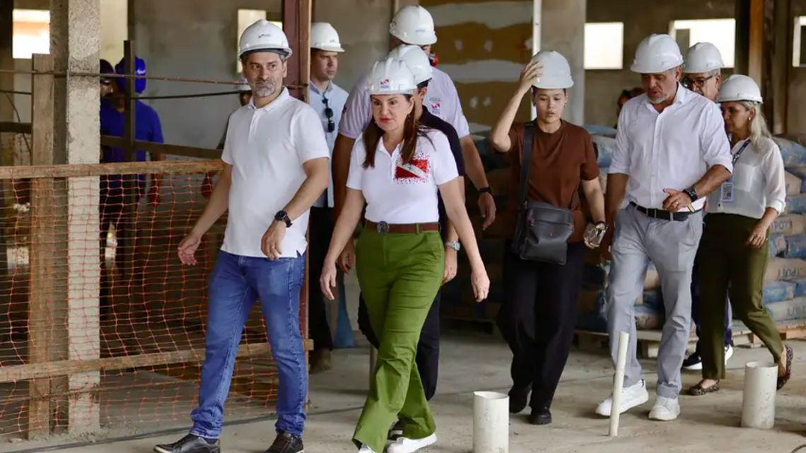 Governadora Hana Ghassan visita obras da Policlínica e Natea de Altamira, a maior construída pelo governo do Estado