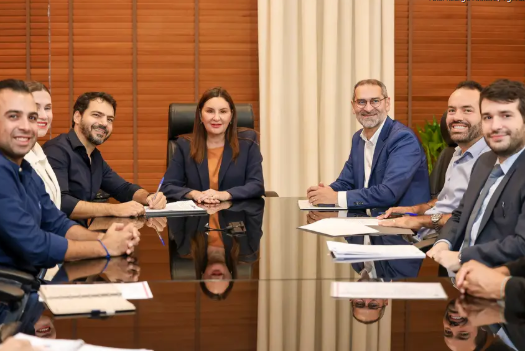 Governadora Hana Ghassan assina convênios para equipar hospitais de Irituia e de São Miguel do Guamá