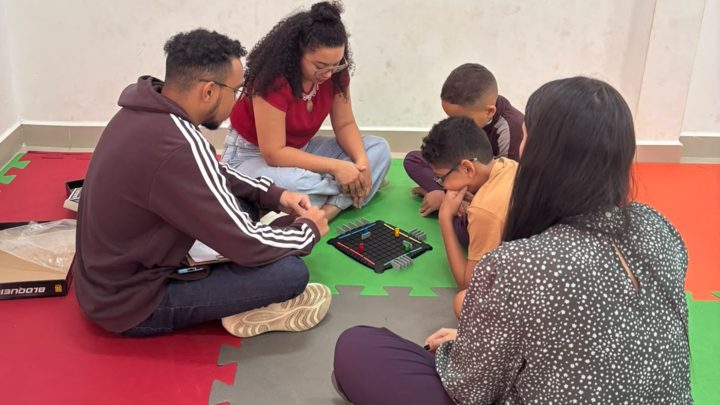 Psicologia fortalece autonomia e desenvolvimento de crianças com autismo no Natea da Policlínica Carajás