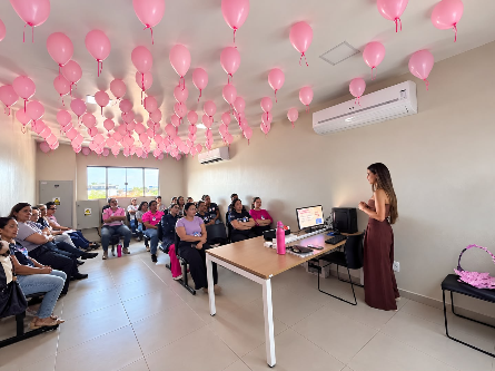 Policlínica Natea Lago de Tucuruí reforça importância do autocuidado em ação do Outubro Rosa